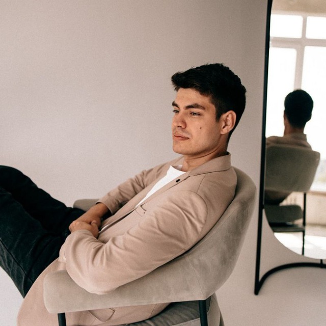 Александр Камрад